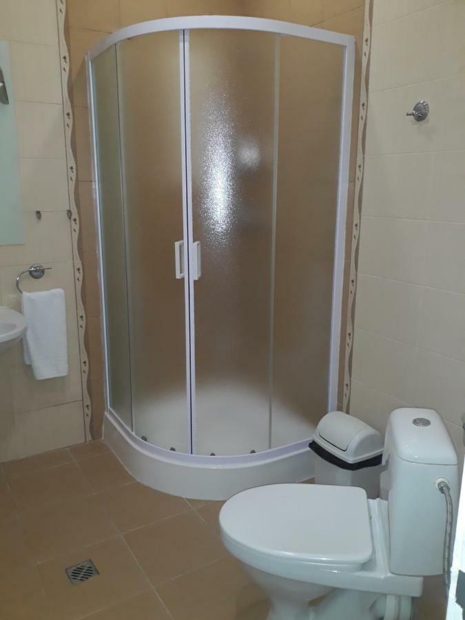 Park Hotel Kiev Esterno foto